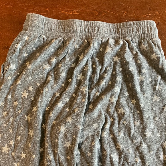 T by Talbots Gray Joggers with Stars Ribbon Tie Petite M - Picture 2 of 10